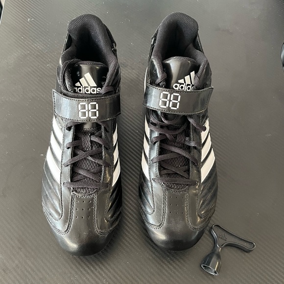 ADIDAS Pro Color 2 D Football Cleats Shoes - Picture 5 of 8